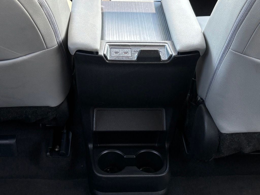 2025 Toyota Sienna XLE 8 Passenger