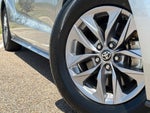 2025 Toyota Sienna XLE 8 Passenger