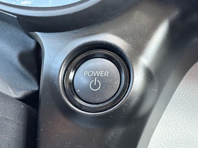2025 Toyota Sienna XLE 8 Passenger