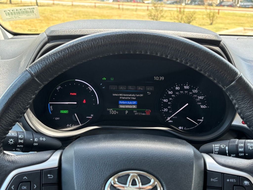 2025 Toyota Sienna XLE 8 Passenger