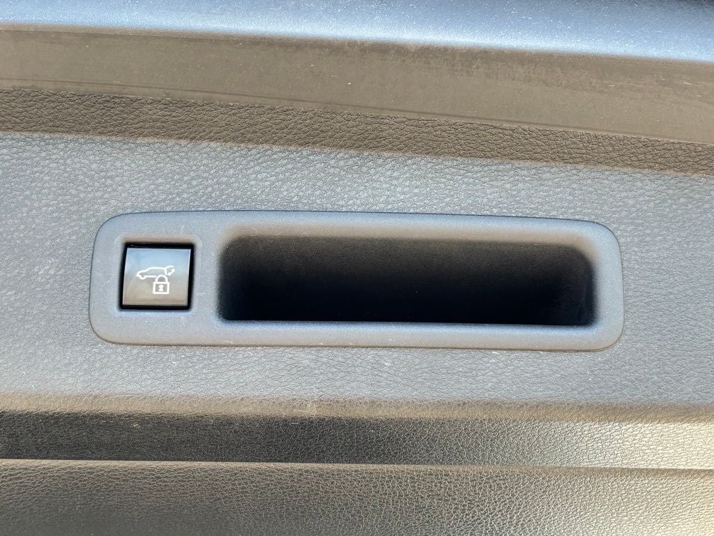 2025 Toyota Sienna XLE 8 Passenger
