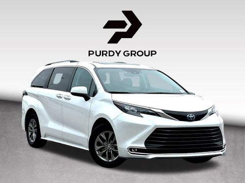 2024 Toyota Sienna XLE 8 Passenger