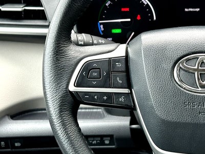 2024 Toyota Sienna XLE 8 Passenger