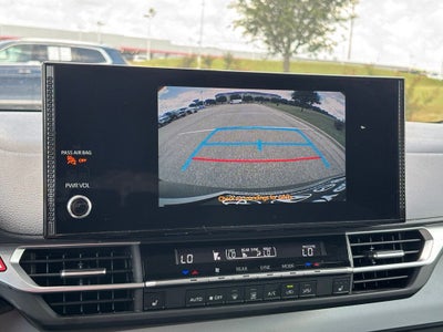 2025 Toyota Sienna XLE 8 Passenger