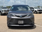2025 Toyota Sienna XLE 8 Passenger