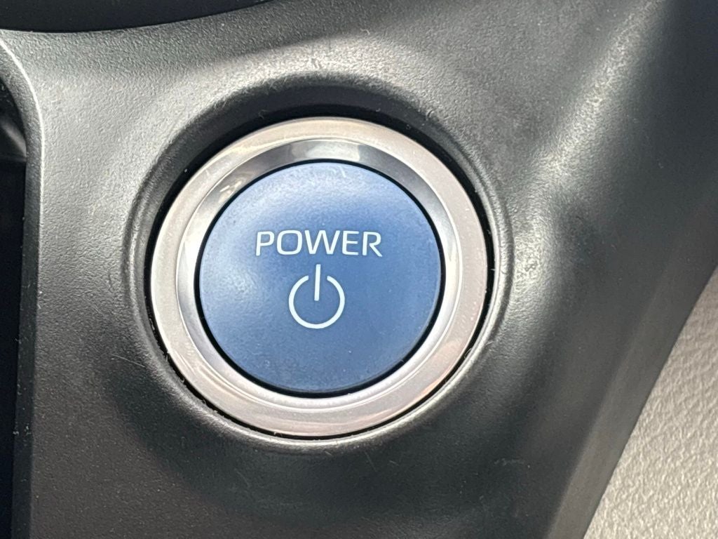 2024 Toyota Sienna XLE 8 Passenger