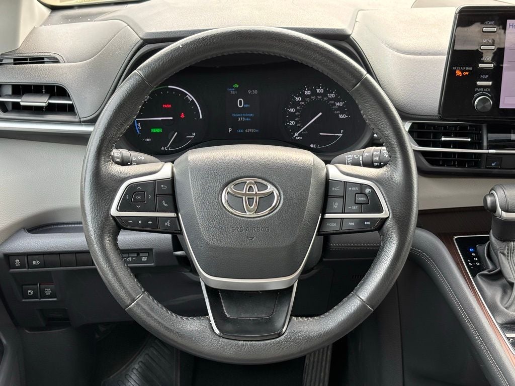 2024 Toyota Sienna XLE 8 Passenger