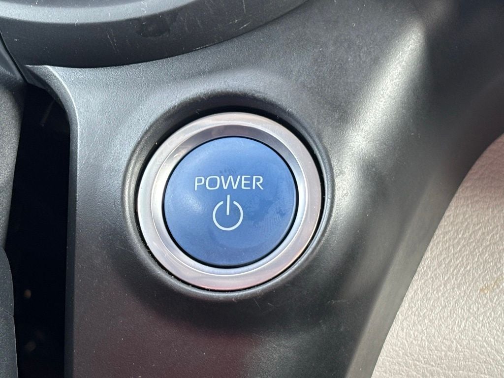 2024 Toyota Sienna XLE 8 Passenger