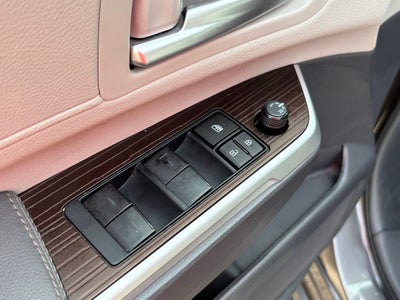 2024 Toyota Sienna XLE 8 Passenger