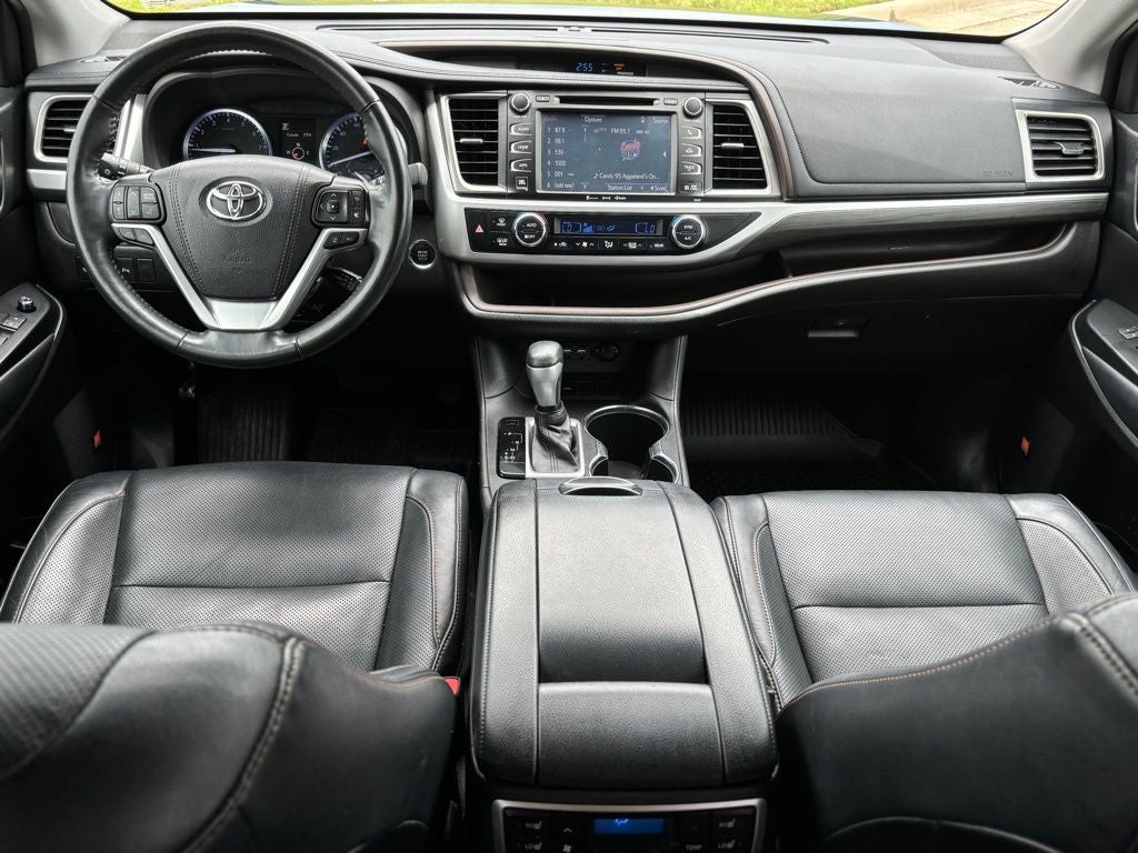 2019 Toyota Highlander Limited Platinum