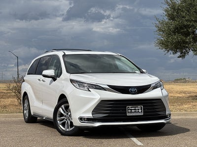 2023 Toyota Sienna Limited 7-Passenger