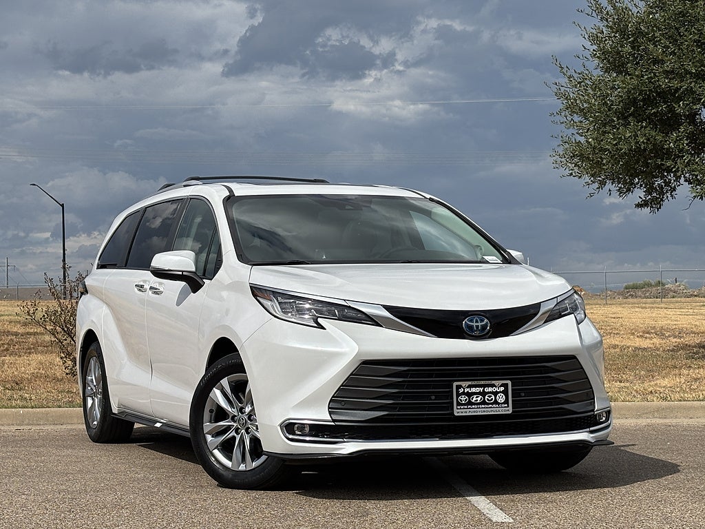 2023 Toyota Sienna Limited 7-Passenger
