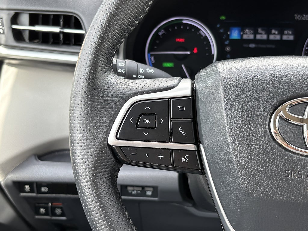 2023 Toyota Sienna Limited 7-Passenger