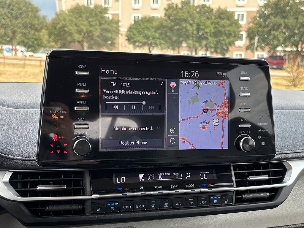 2023 Toyota Sienna Limited 7-Passenger