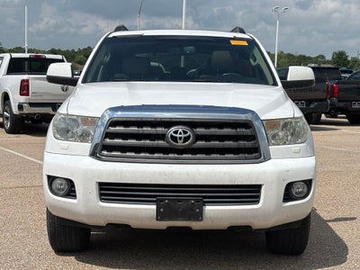 2016 Toyota Sequoia SR5 5.7L