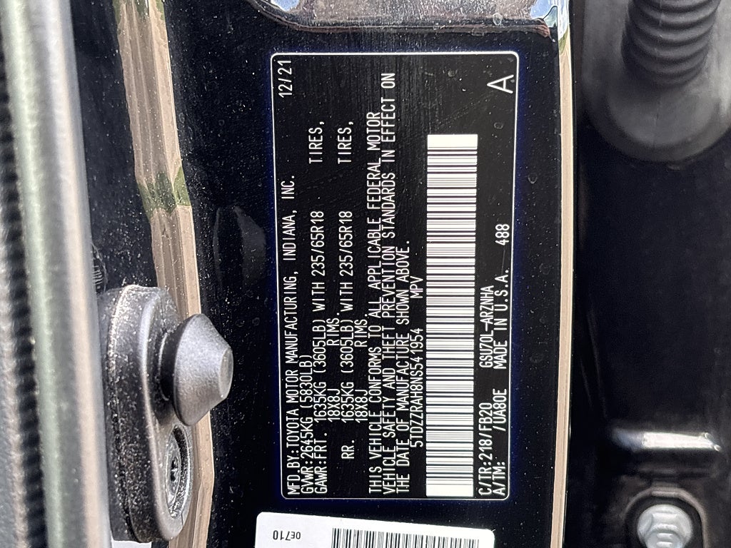 2022 Toyota Highlander LE