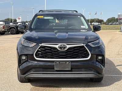 2022 Toyota Highlander LE