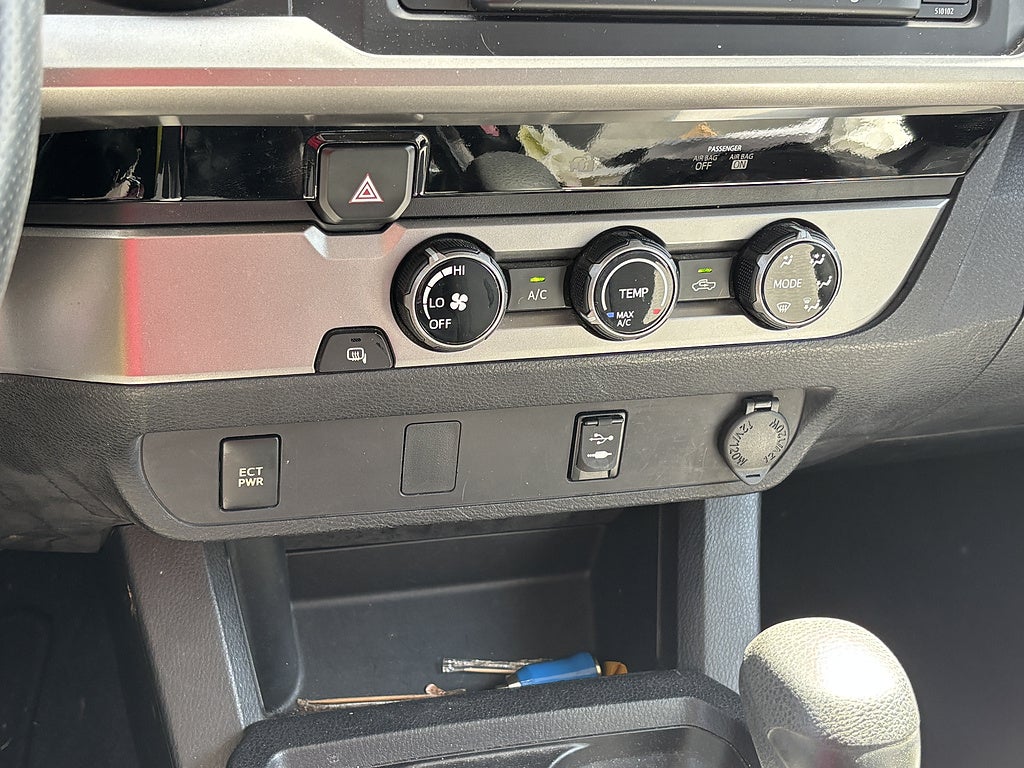 2017 Toyota Tacoma SR5 V6