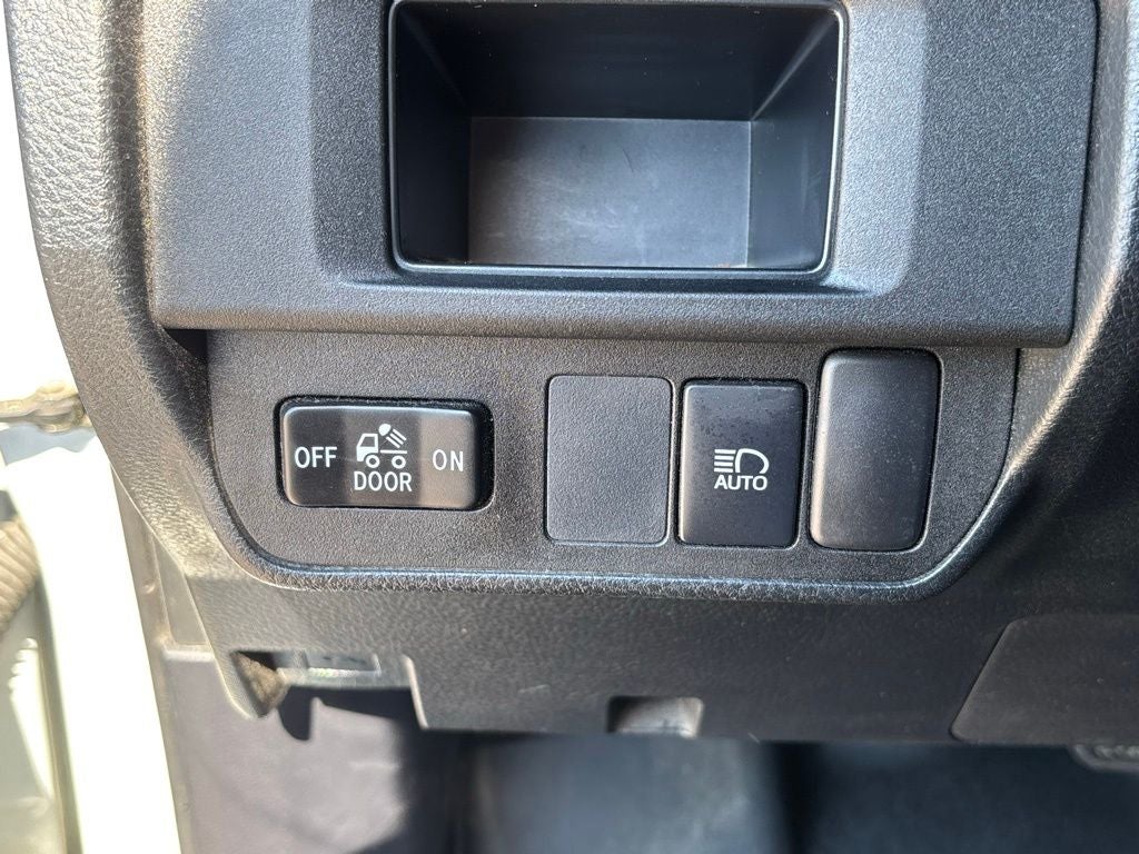 2019 Toyota Tacoma SR5 V6