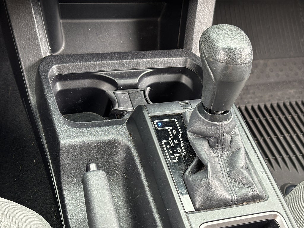 2021 Toyota Tacoma 4WD SR V6