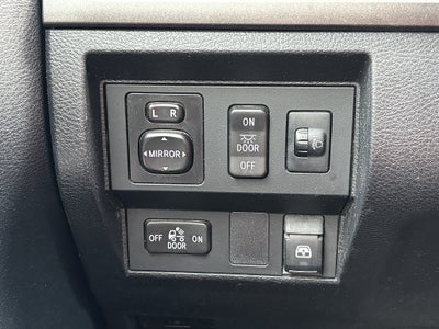 2014 Toyota Tundra 4WD Truck SR5