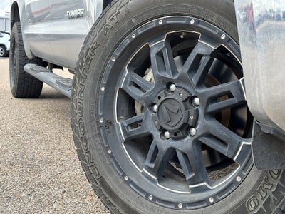 2014 Toyota Tundra 4WD Truck SR5