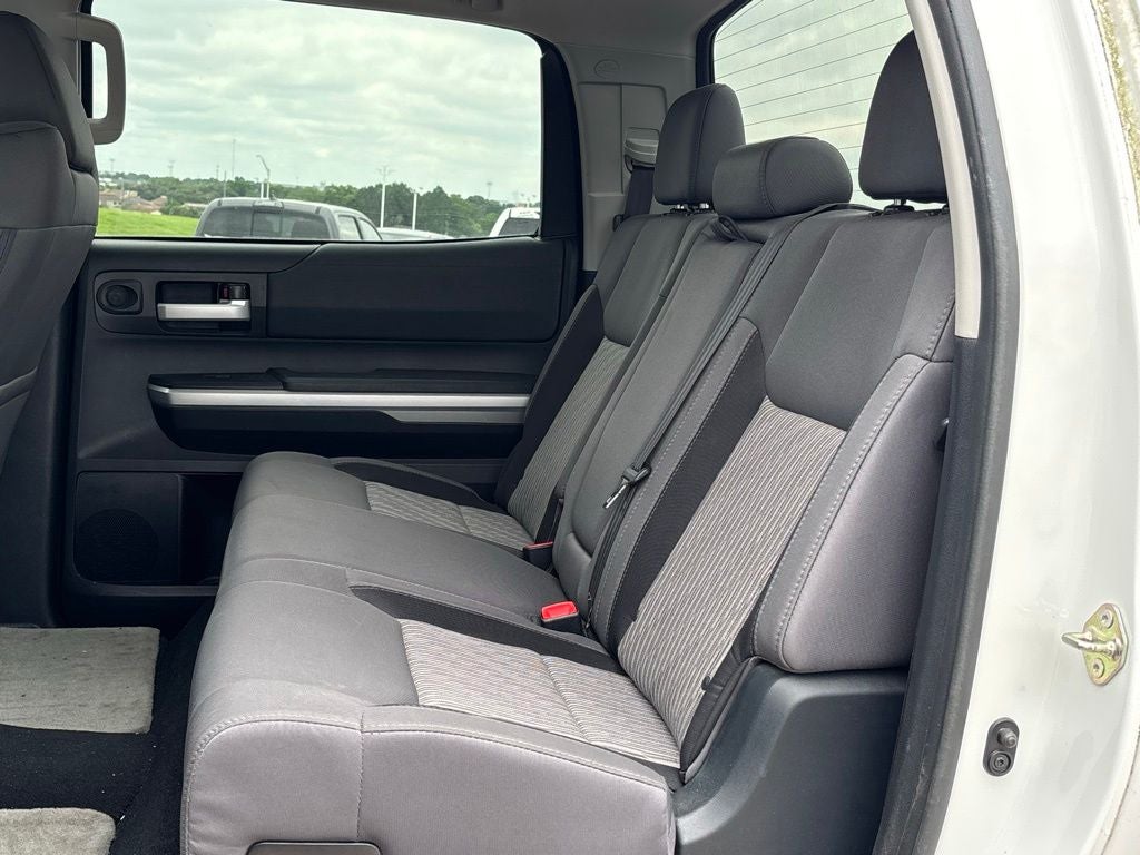 2016 Toyota Tundra SR5