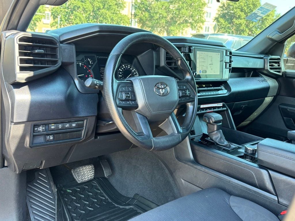 2025 Toyota Tundra SR5