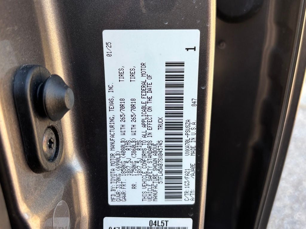 2025 Toyota Tundra SR5
