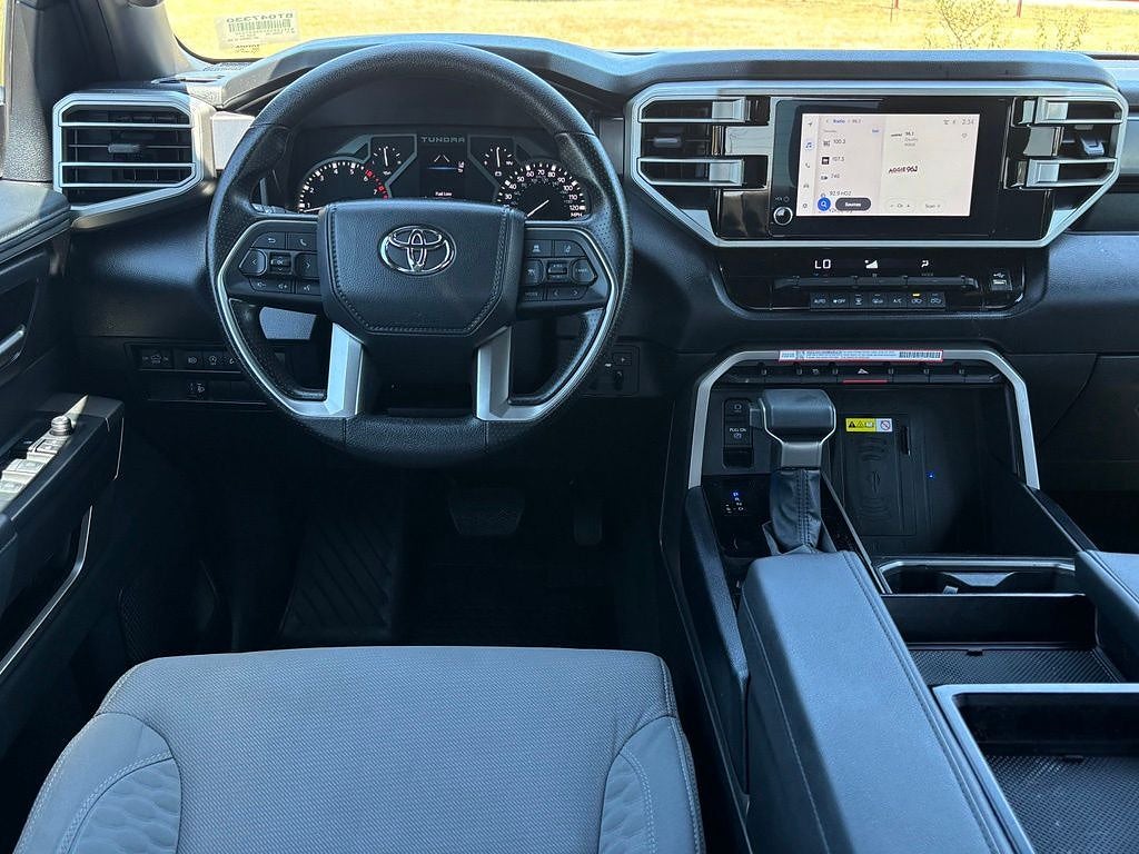 2025 Toyota Tundra 2WD SR5