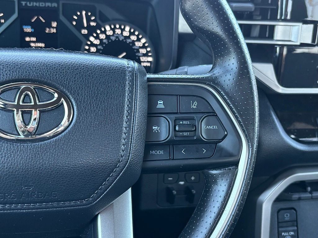 2025 Toyota Tundra 2WD SR5