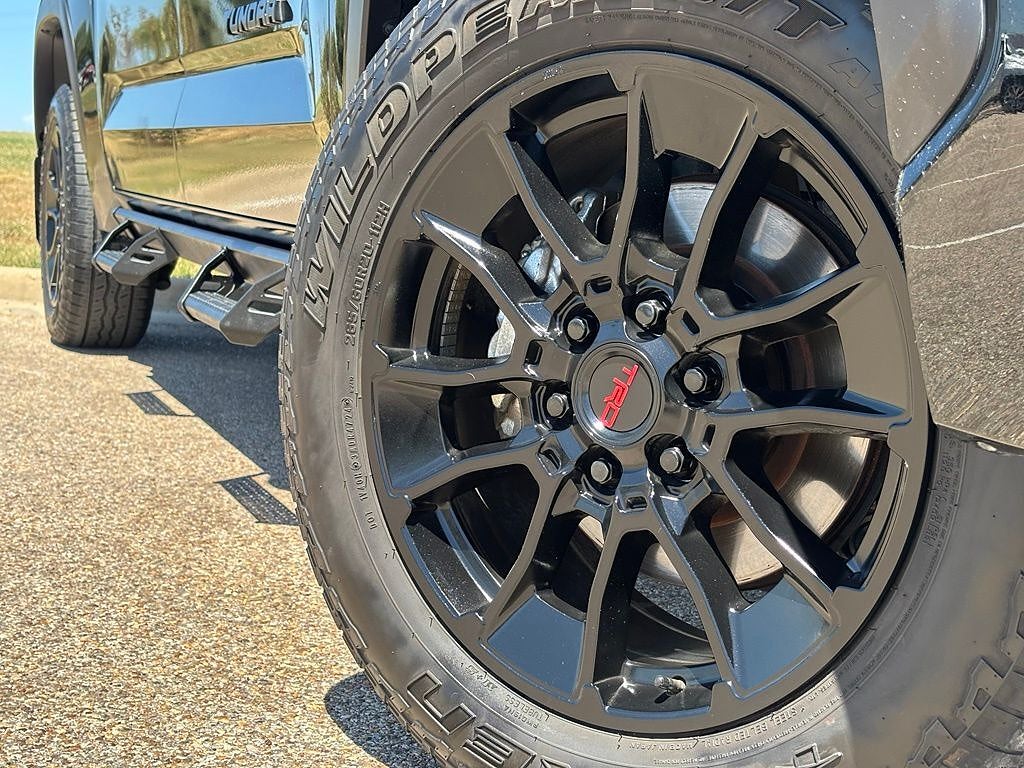 2025 Toyota Tundra 2WD SR5