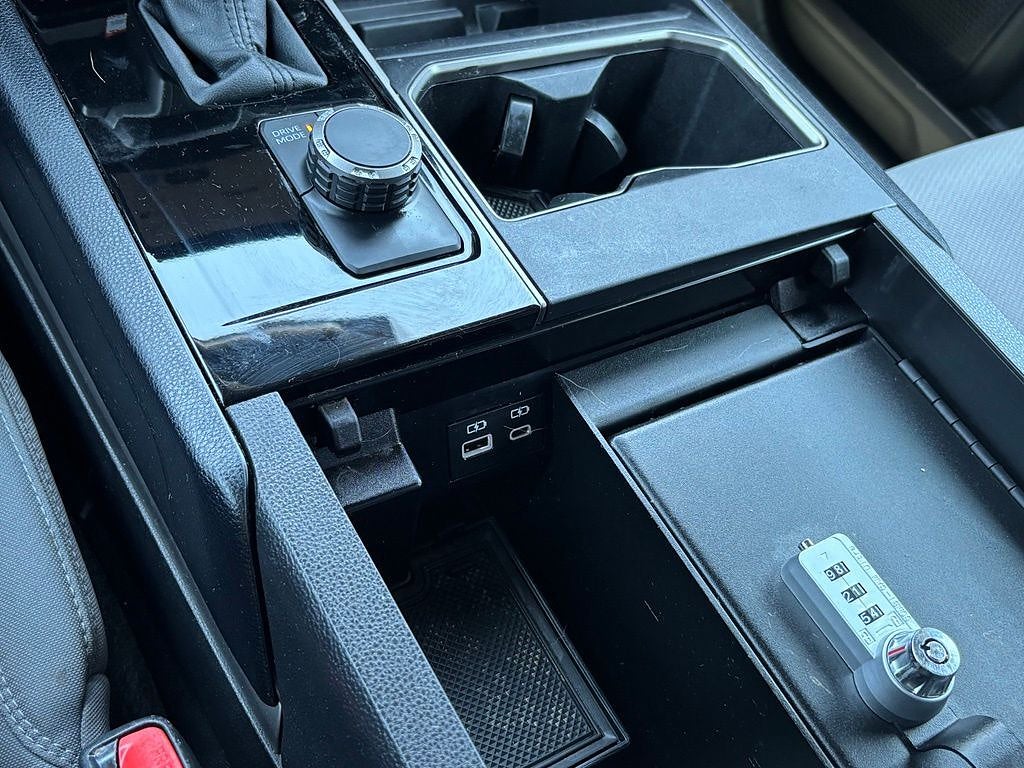 2025 Toyota Tundra 2WD SR5