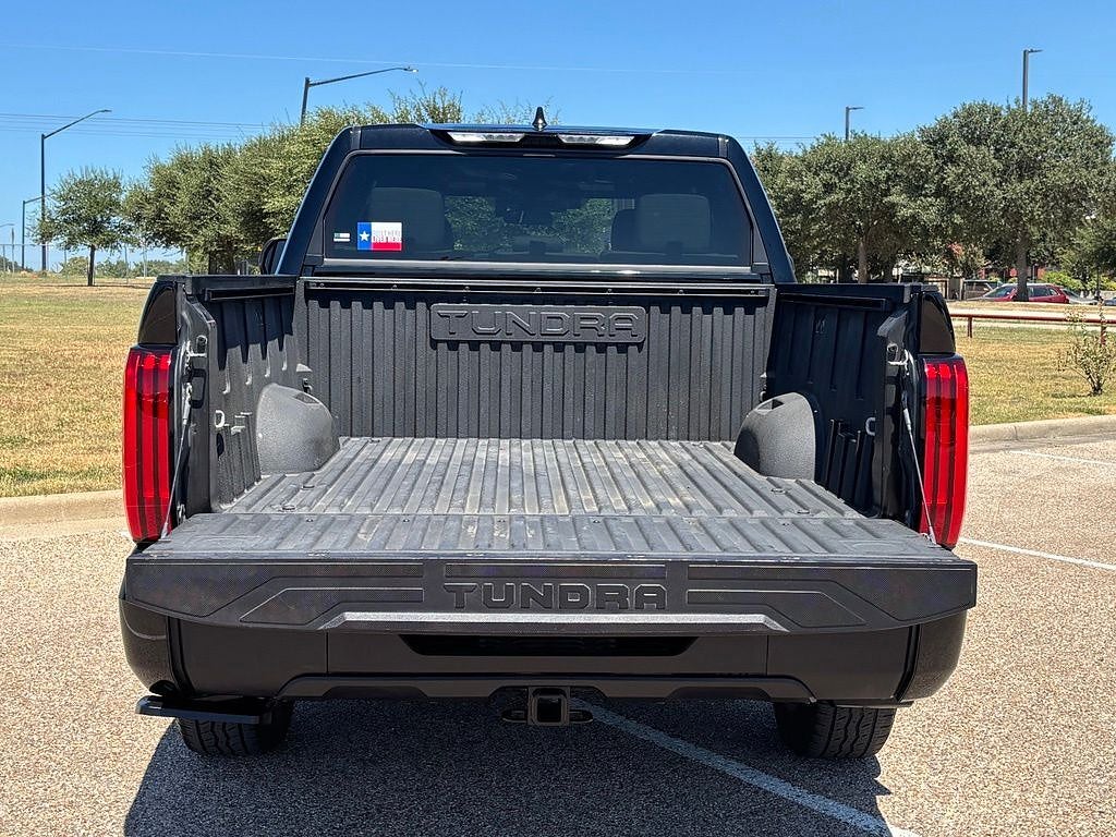 2025 Toyota Tundra 2WD SR5