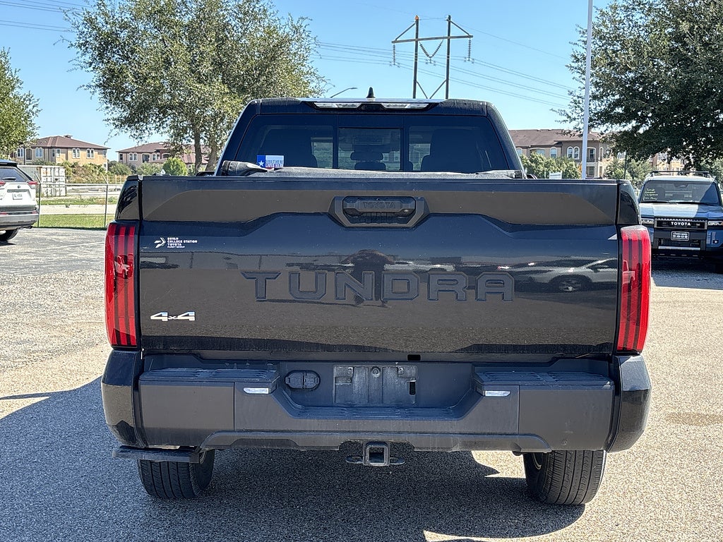 2023 Toyota Tundra 4WD SR5
