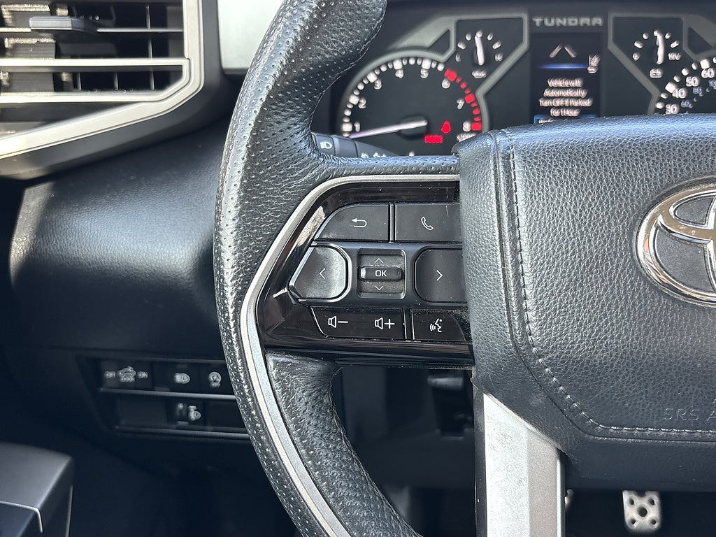 2022 Toyota Tundra 4WD SR5
