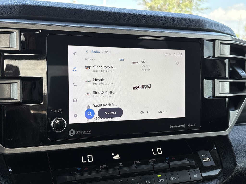 2022 Toyota Tundra 4WD SR5
