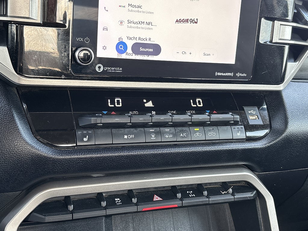 2022 Toyota Tundra 4WD SR5