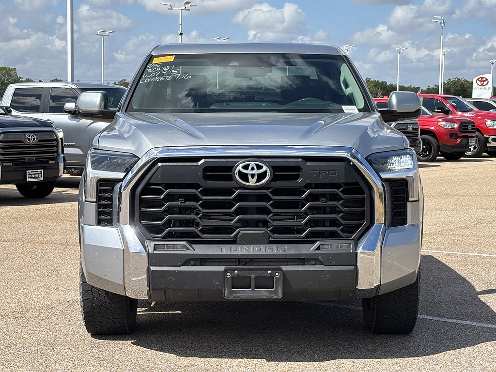 2022 Toyota Tundra 4WD SR5