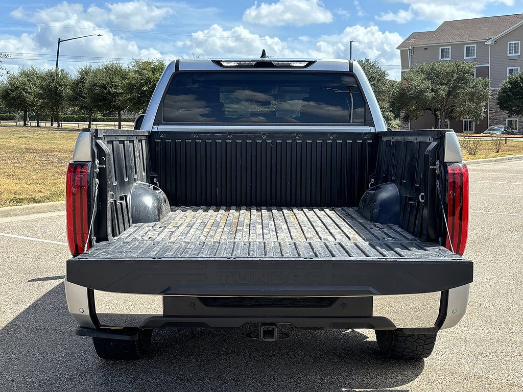 2022 Toyota Tundra 4WD SR5