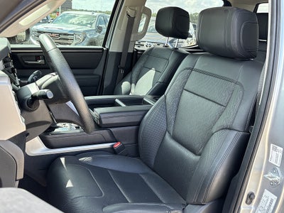 2022 Toyota Tundra 4WD SR5