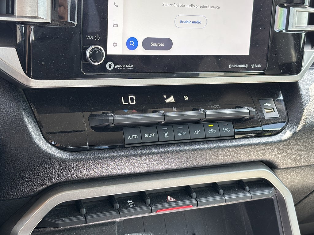 2022 Toyota Tundra 4WD SR5