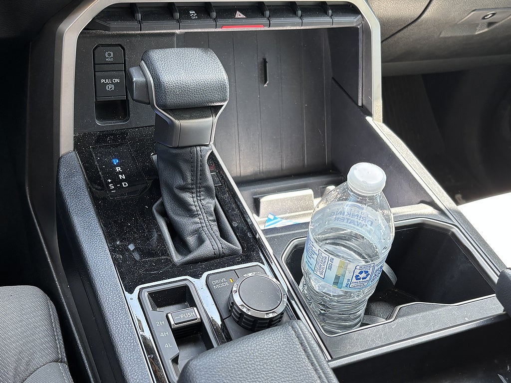 2022 Toyota Tundra 4WD SR5
