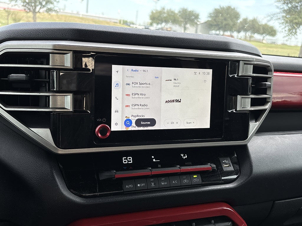 2025 Toyota Tundra 4WD SR5