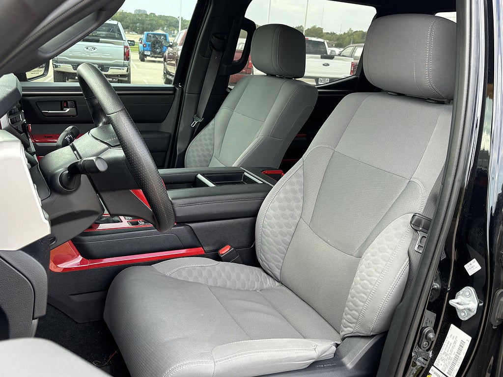 2025 Toyota Tundra 4WD SR5