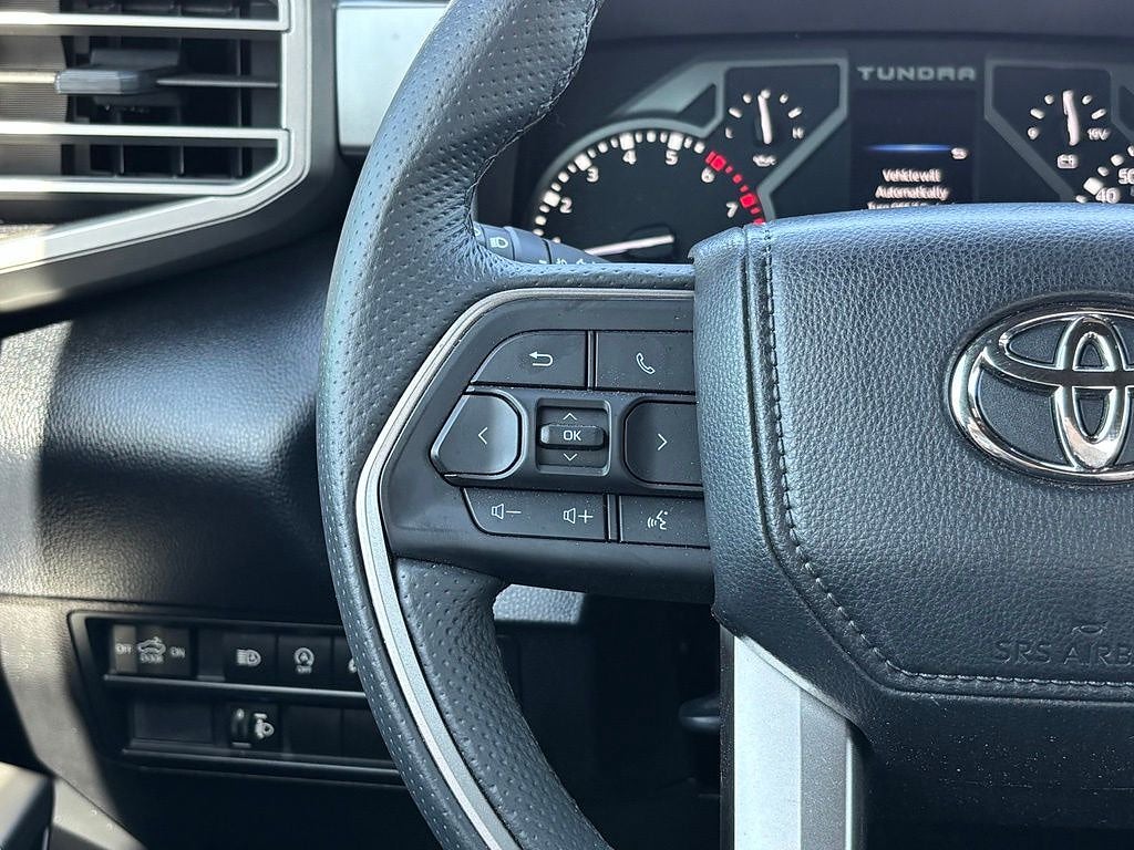2025 Toyota Tundra 4WD SR5