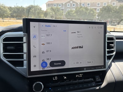 2023 Toyota Tundra 4WD Platinum