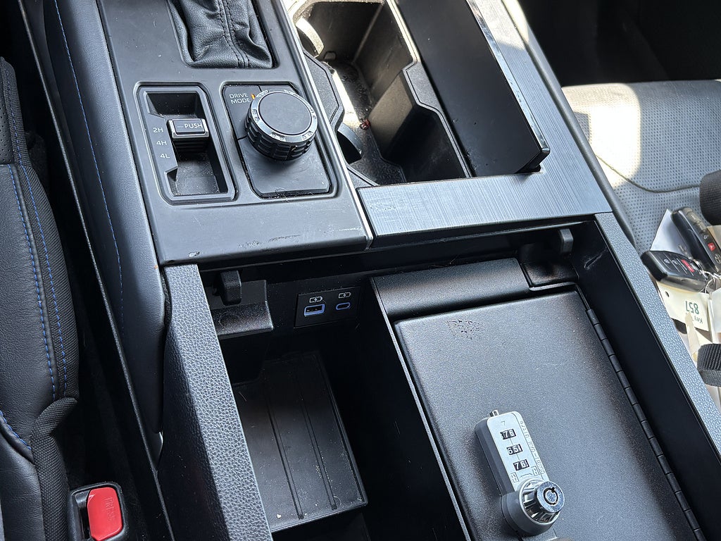 2023 Toyota Tundra 4WD Platinum