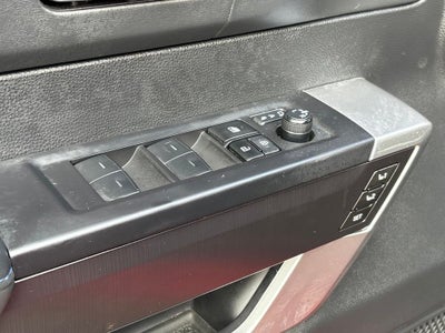 2023 Toyota Tundra Hybrid Platinum