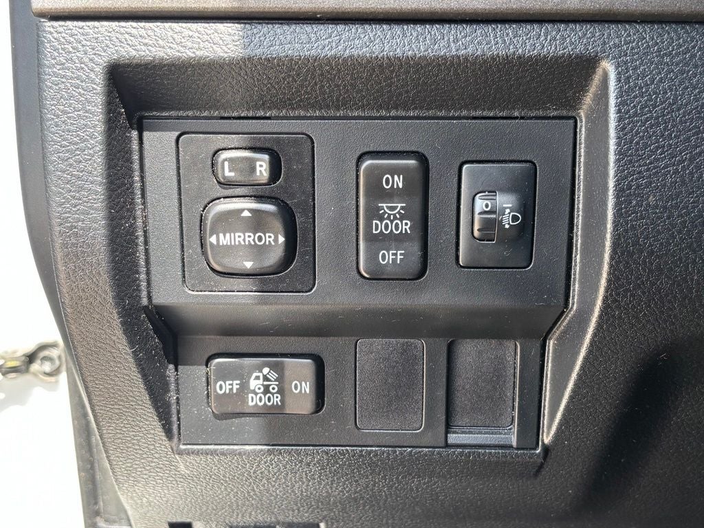 2014 Toyota Tundra SR5 4.6L V8